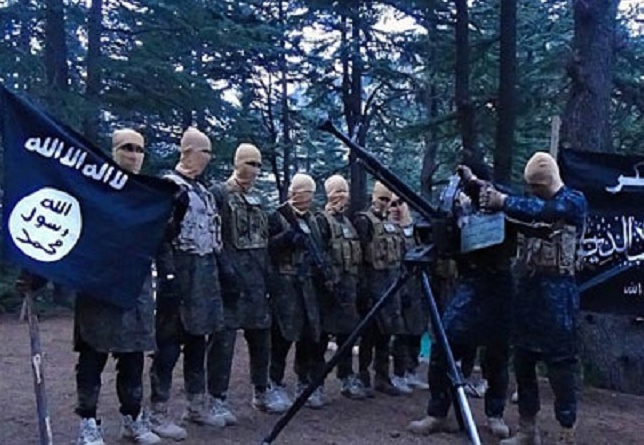 "داعش" يتبنى الهجمات ضد طالبان.. واستنفار أمني للحركة