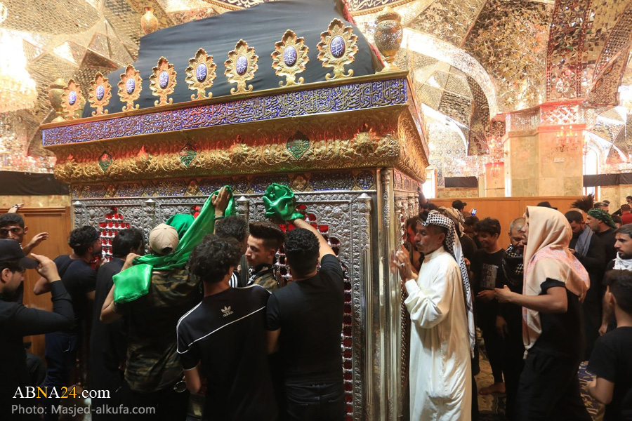 تقارير مصورة / زوار الأربعين يزورون مرقد مسلم بن عقيل (ع) في الكوفة