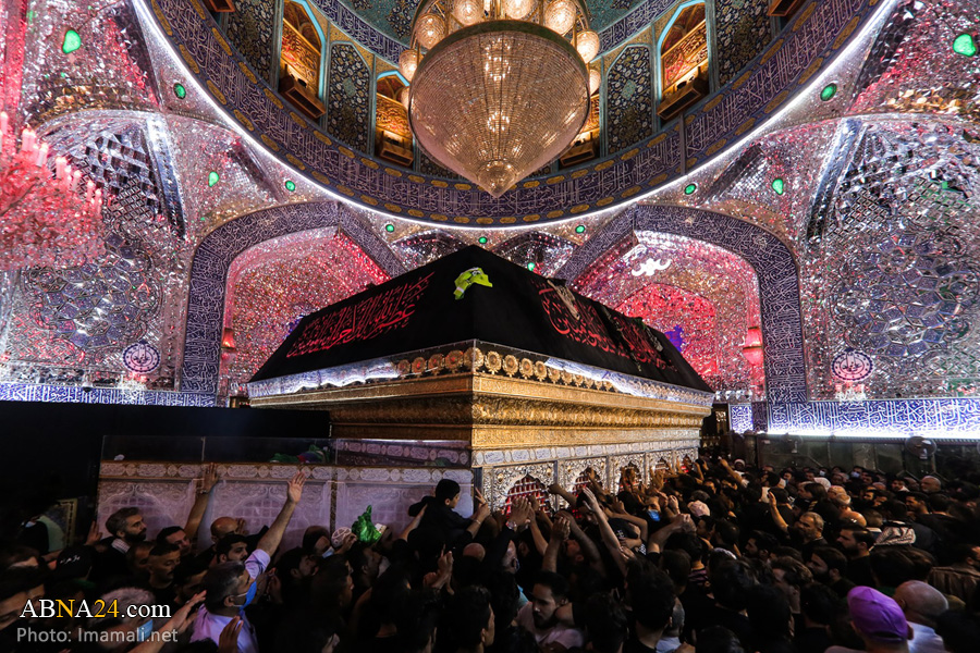 تصویری رپورٹ/ موسم اربعین میں حرم امیر المومنین (ع) کی کیفیت