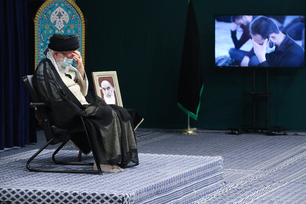 Imam Khamenei attends Arabaeen mourning ceremony