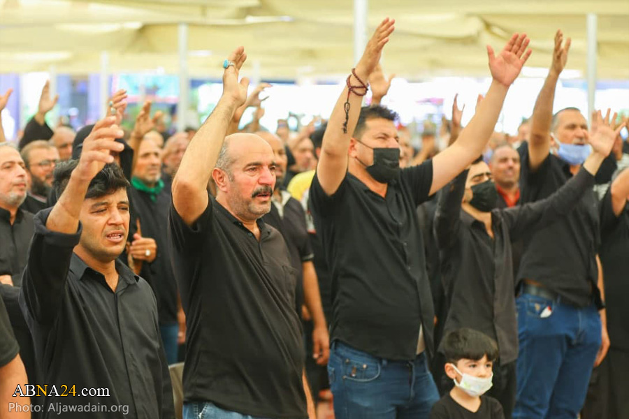 تقرير مصور/ مجلس عزاء أربعينية الإمام الحسين (ع) في حرم الإمامين الكاظمين (ع)