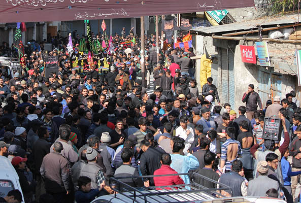 People in Kashmir observe Arbaeen