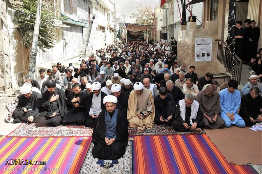 تقرير مصور/ إقامة صلاة الجماعة يوم أربعينية الإمام الحسين (ع) في مدينة كويتا