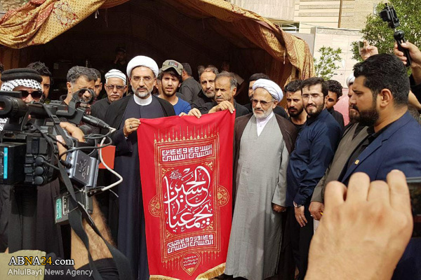 تكريم 300 موكب عراقي بالهدايا الثقافية والتذكارية الايرانية+(صور)