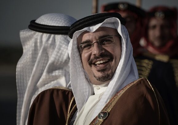 حكومة ولي العهد الخليفي سلمان ”بحر“ تثقل كاهل المواطنين بمزيد من الضرائب
