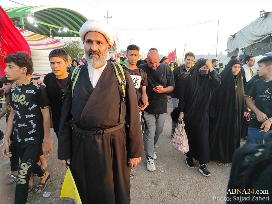 Photos: Presence of Hujjat al-Islam "Nasrallah Pejmanfar" in Arbaeen Walk