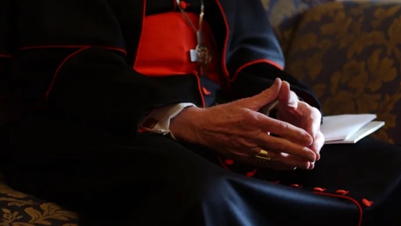 Francia, rapporto choc su abusi in Chiesa: 3000 pedofili dal 1950