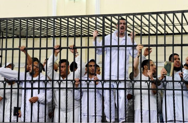 هيئات وشخصيات إسلامية تطالب مصر بالإفراج عن المعتقلين