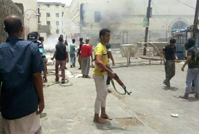 تقرير: 380 جريمة طالت المحتجين السلميين في المحافظات الجنوبية المحتلة 