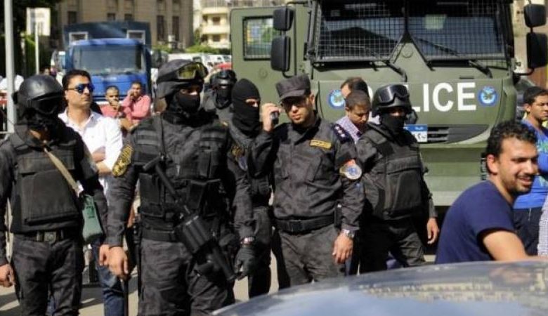 مقتل ضابطين باشتباكات عنيفة في الإسماعيلية بمصر (صورة)
