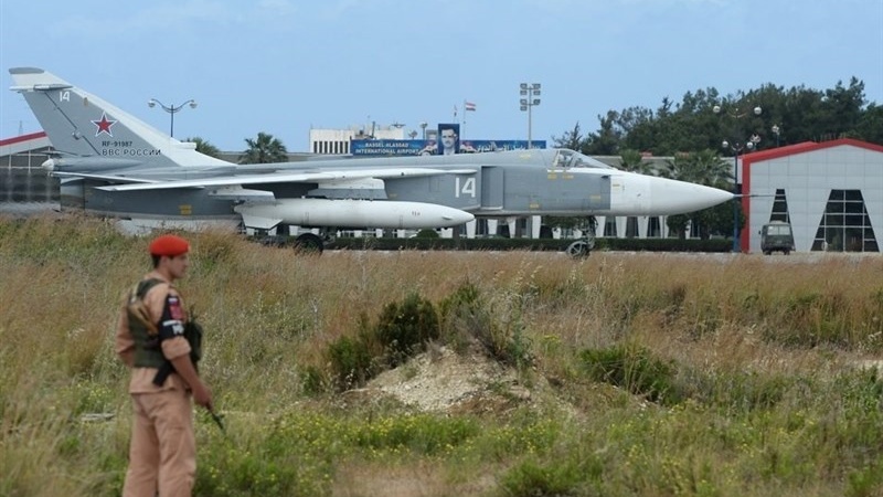 叙利亚赫梅敏空军基地击落恐怖分子的无人机