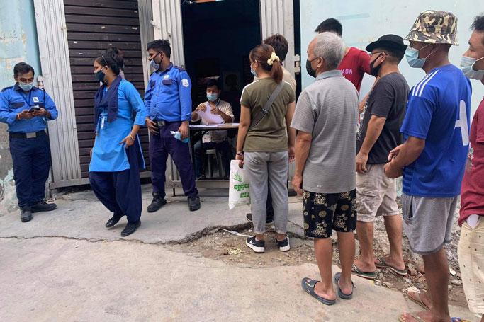   နယူးေဒလီ ေရာက္ ျမန္မာဒုကၡသည္   မ်ားအား UNHCR ရိကၡာေဝ