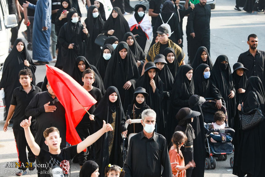 تقرير مصور/ حضور واسع للزوار (28) من صفر في مسجد الكوفة