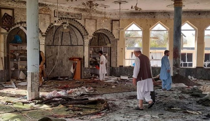 افغانستان کے شہر قندوز میں نماز جمعہ کے دوران شیعہ مسجد میں بم دھماکہ، تاحال 100 نمازی شہید و 200 سے زائد زخمی