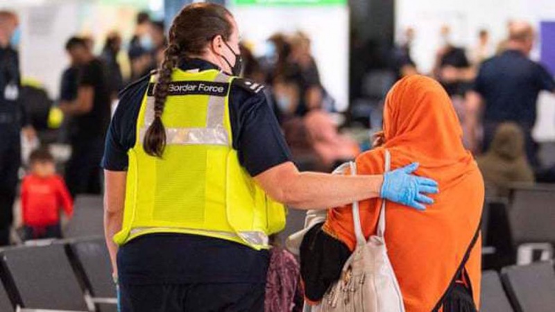 „Lasst uns nach Hause gehen“, flehen afghanische Flüchtlinge, die in Großbritannien festsitzen