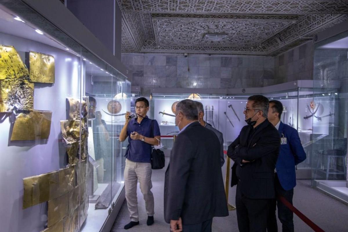 Japanese journalist visited Al-Kafeel Museum, admired its displayed treasures