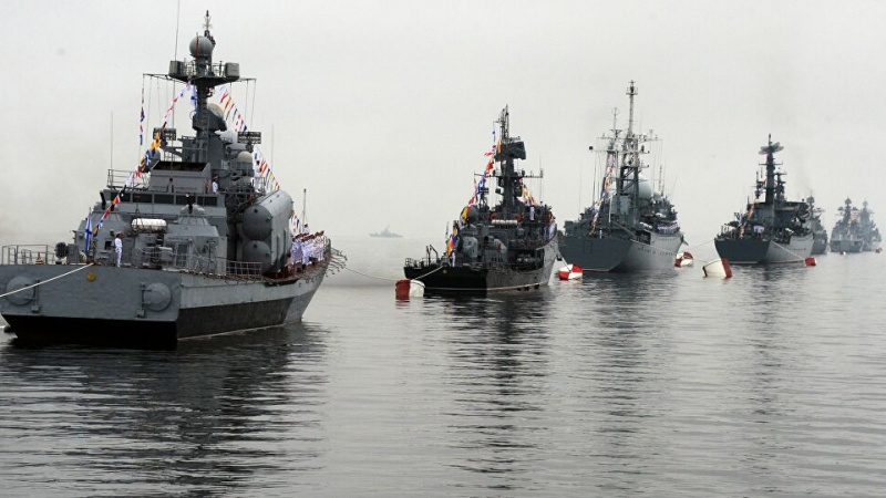 ロシアが日本海でミサイル演習、10発を発射