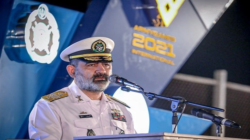Commander: Lebanon-bound fuel tankers escorted by Iranian Navy