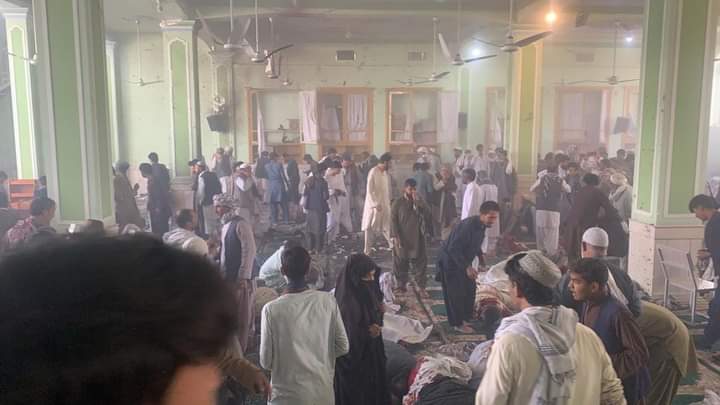 Masjid Syiah Kandahar diserang, 90 terbunuh dan cedera