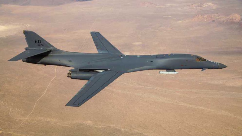 La Russia fa decollare un jet per intercettare bombardiere Usa