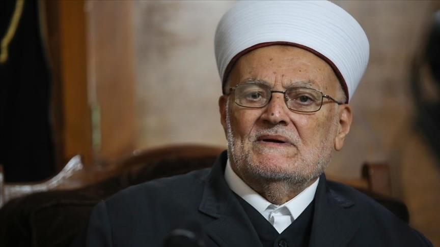 “El principal predicador insta a los musulmanes a la presencia de musulmanes en la Mezquita de Al-Aqsa el martes”