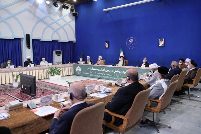 Iran's President: Islamic rapprochement, unity a strategic move in World of Islam