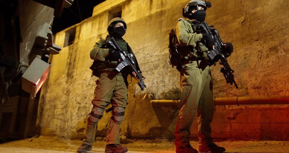 Israeli occupation forces kidnaps several Palestinians in West Bank raids