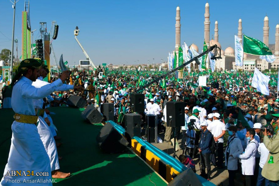 تصویری رپورٹ/ یمن کے دار الحکومت میں پیغمبر اکرم(ص) کے یوم ولادت پر عظیم الشان جشن