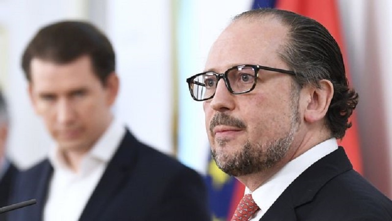 Austria, lockdown per i non vaccinati