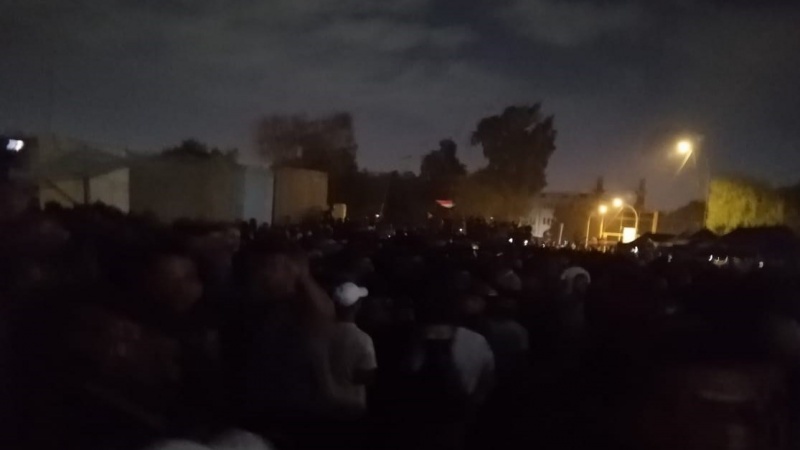 عراق میں پارلیمانی انتخابات کے نتائج پر اعتراضات کا سلسلہ جاری، بغداد میں امریکی سفارتخانے کے قریب دھرنا