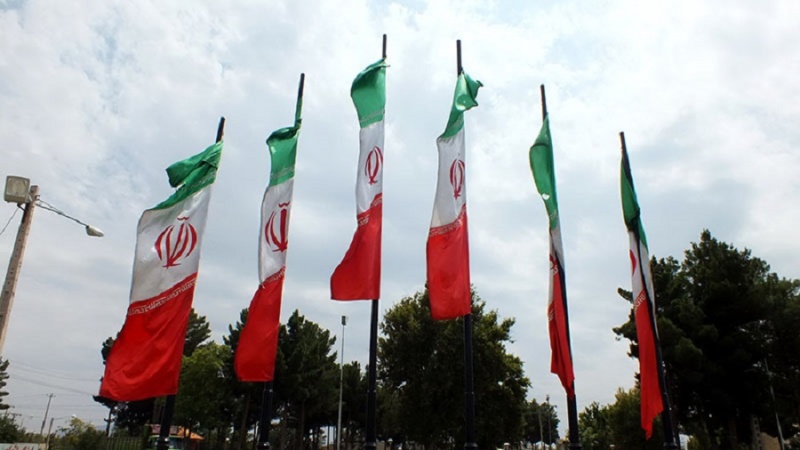 イラン中央銀行総裁、「国家経済は回復の方向に進んでいる」