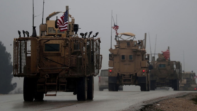 米軍の行く手を阻むシリア国民