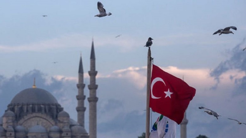 西側諸国が、自国の駐トルコ大使追放に反応