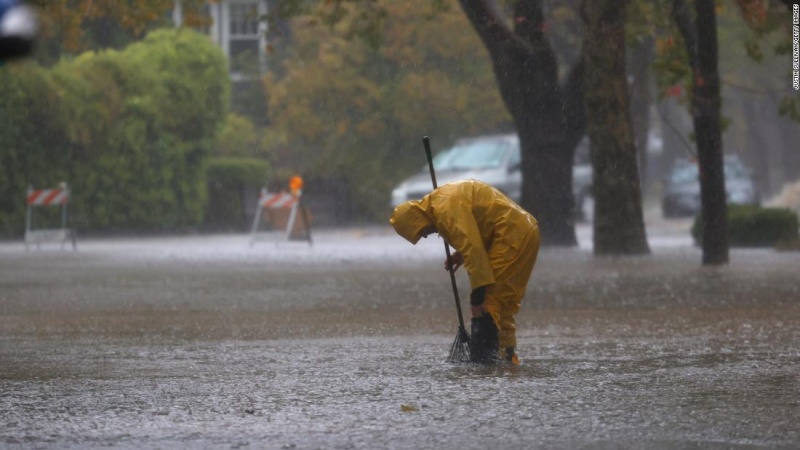米西海岸に強力低気圧　サンフランシスコなどで記録的豪雨