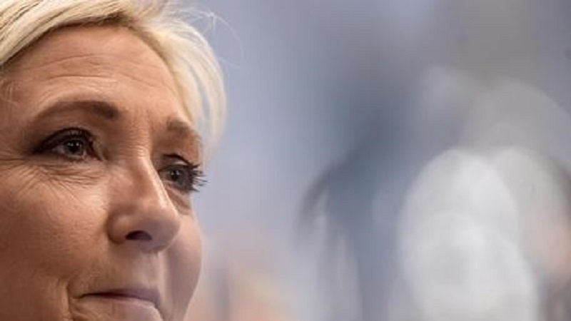 Polonia, sostegno dalla Francia. Le Pen: l'Ue, un mostro