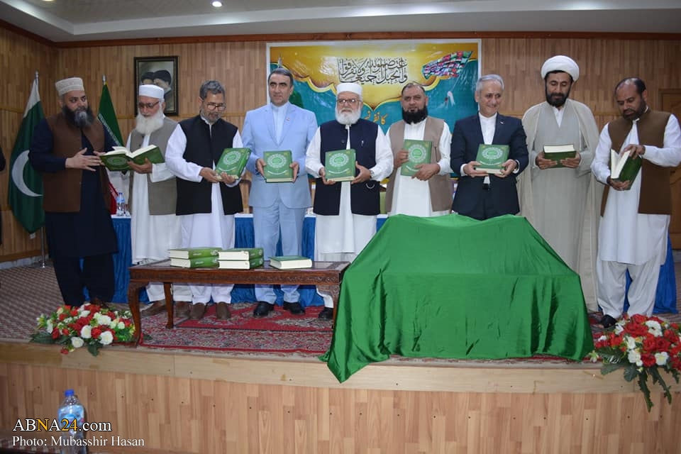 Pashto translations of holy Quran unveiled in Peshawar, Pakistan