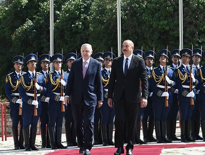 علييف وأردوغان يحضران مراسم تدشين مطار دولي جديد في إقليم "قره باغ"