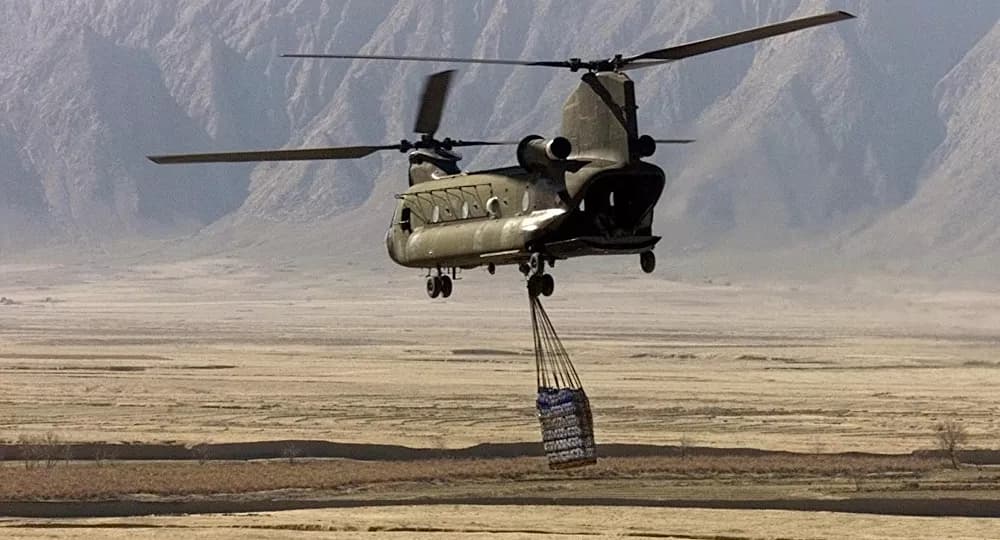 Índia implanta helicópteros Chinook dos EUA para aumentar defesa na fronteira disputada com China
