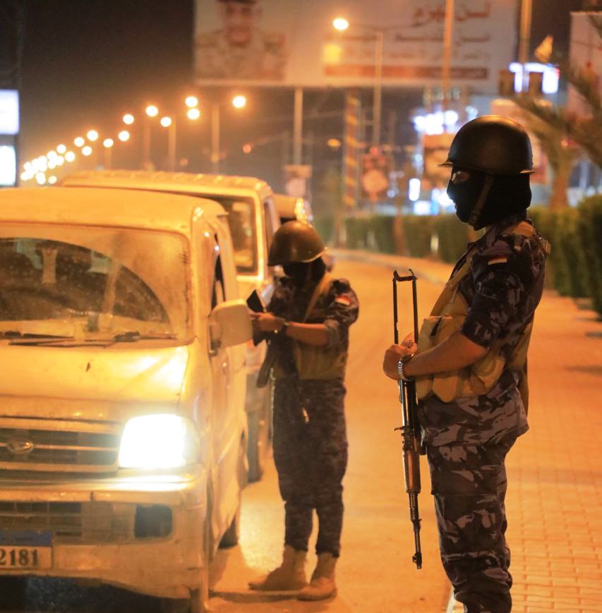 العدوان السعودي حول النازحين إلى دروع بشرية تحسبا لمعركة مدينة مأرب الأخيرة
