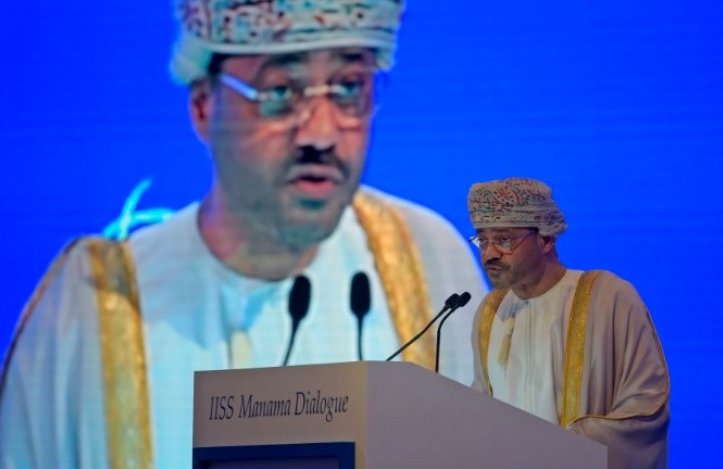 مسقط تعلن موقفه من التوترات الدبلوماسية بين "السعودية ولبنان" وتدعو إلى ضبط النفس