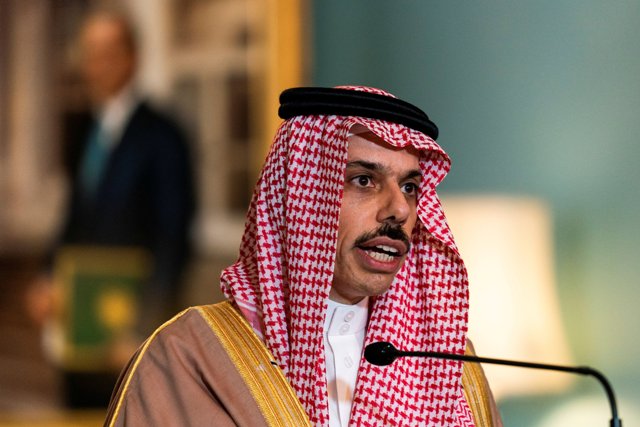Saudi Arabia ready to continue negotiations with Iran: FM