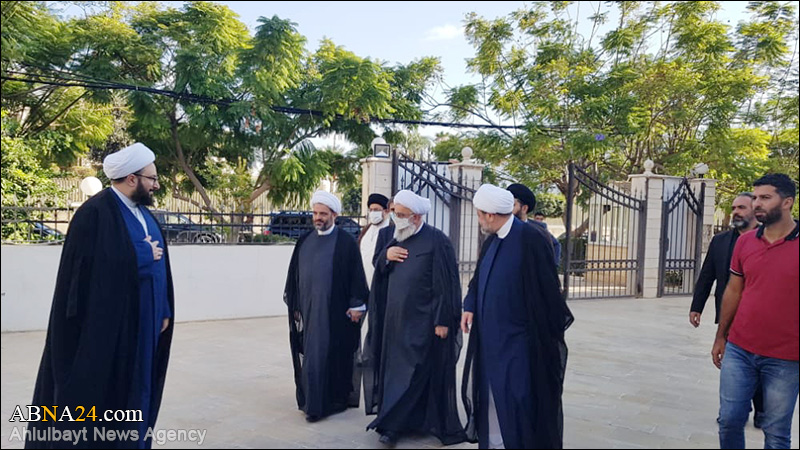 Aiatolá Ramezani: Imam "Musa Sadr" e Allama "Sharaf al-Din" foram os porta-bandeiras do movimento de união / Representante do movimento Amal em Tiro: Esperamos usar as publicações da Assembleia Mundial dos Ahl al-Bayt