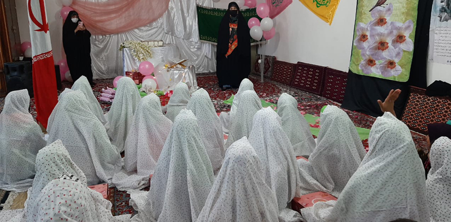 Students from Imam Reza schools hold coming of age ceremony for Sunni girls