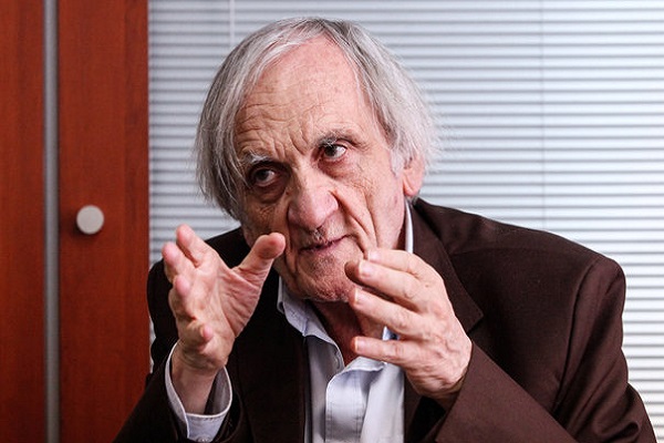 French professor hails Imam Khamenei’s message to youths