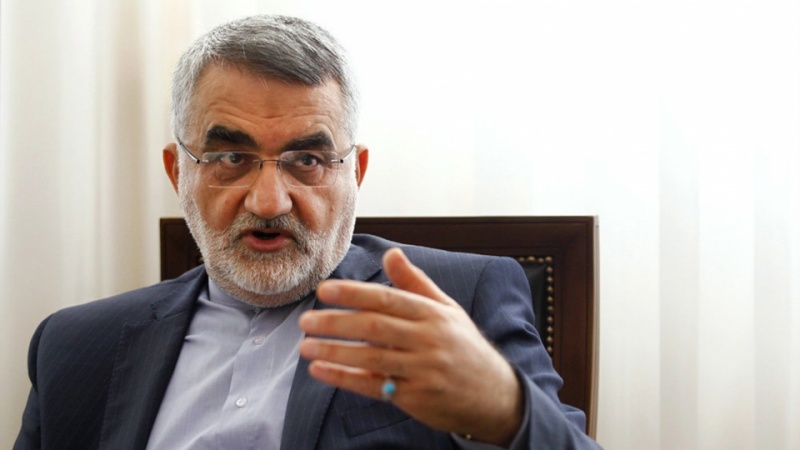 イラン元外交官が、旭日章を受賞