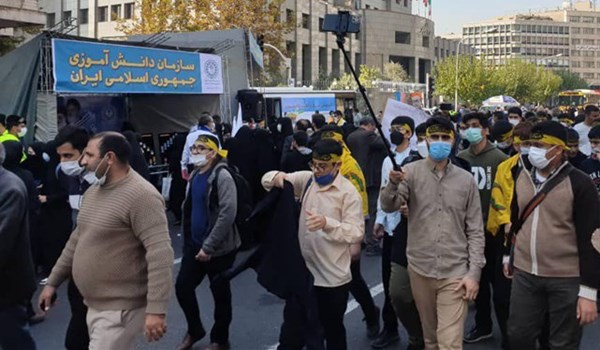 اقامة مراسم اليوم الوطني لمقارعة الاستكبار في جميع أنحاء ايران