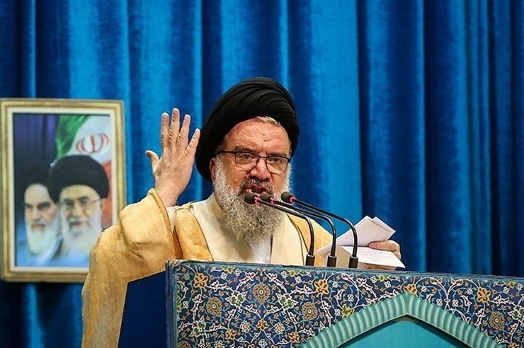خطيب جمعة طهران: نريد مفاوضات تفضي الى ازالة الحظر الجائر 