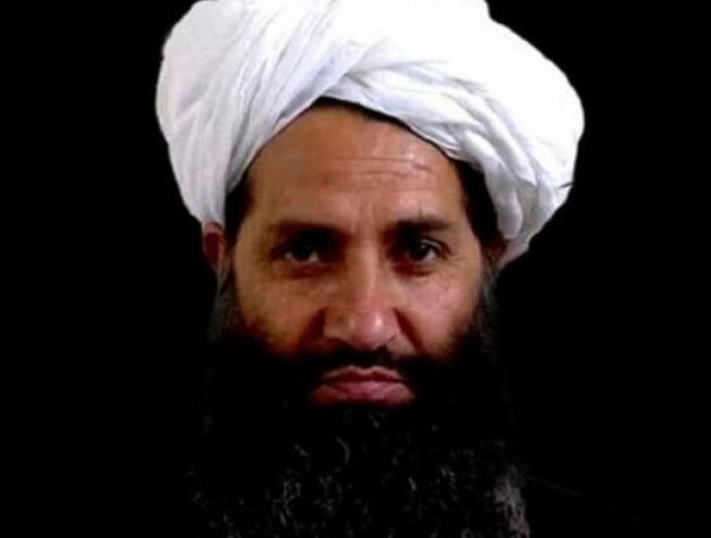 الملا اخوند زادة يحذر من المتسللين إلى صفوف "حركة طالبان"