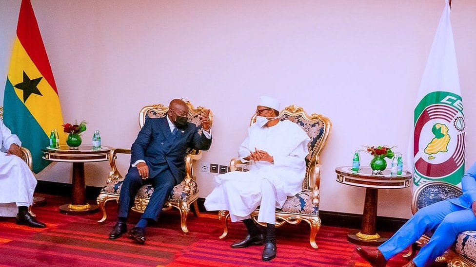 ECOWAS, Zatayi Taro Gobe Lahadi Kan Batun Mali Da Guinea