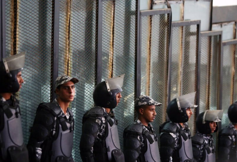 إعادة محاكمة 15 متهما في "أحداث قسم شرطة العرب" في مصر